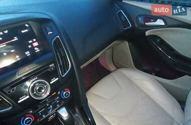 Хэтчбек Ford Focus 2015 в Звягеле