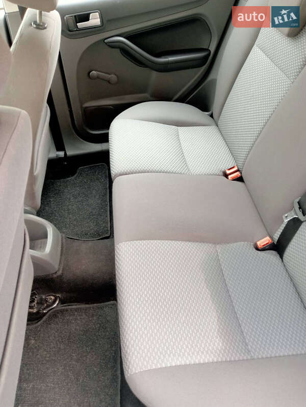 Универсал Ford Focus 2007 в Нововолынске