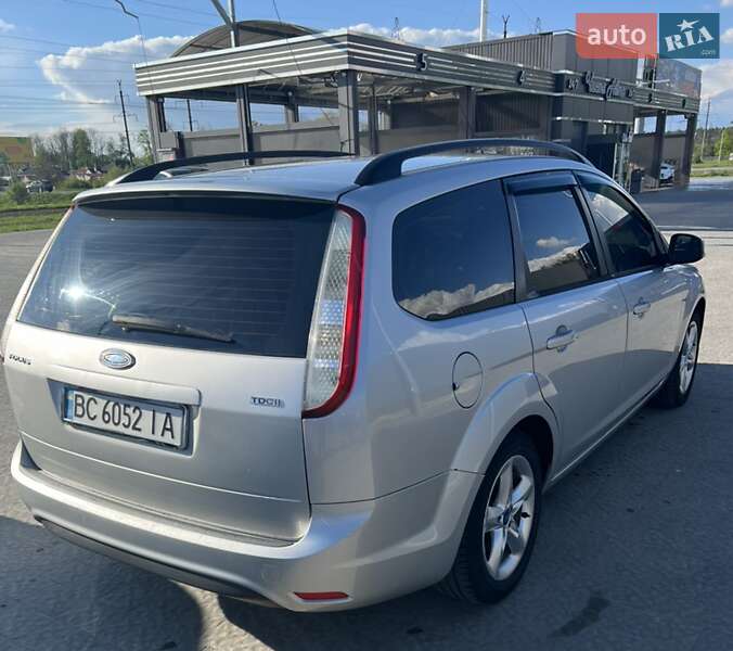 Універсал Ford Focus 2010 в Львові