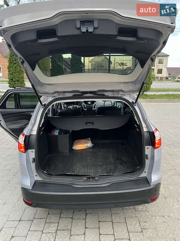 Универсал Ford Focus 2011 в Ивано-Франковске