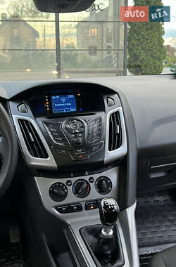 Универсал Ford Focus 2011 в 
