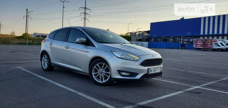 Хетчбек Ford Focus 2016 в Рівному