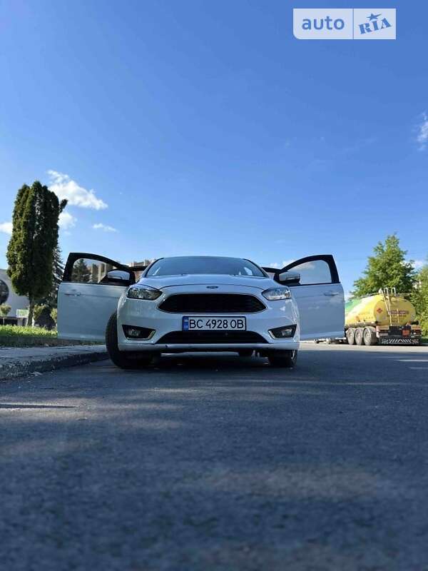 Седан Ford Focus 2015 в Львове фото 8 Седан Ford Focus 2015 в Львове