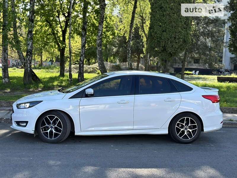 Седан Ford Focus 2015 в Львове фото 13 Седан Ford Focus 2015 в Львове