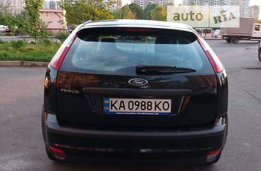 Хэтчбек Ford Focus 2005 в Киеве