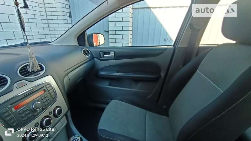 Хэтчбек Ford Focus 2011 в Нежине