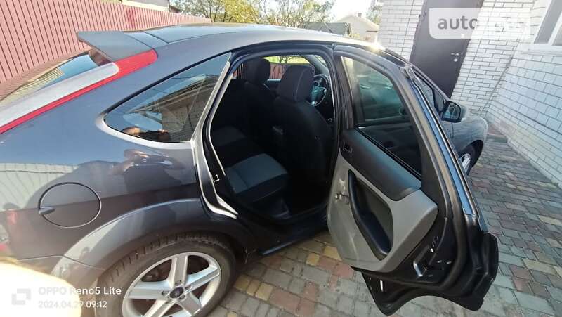 Хэтчбек Ford Focus 2011 в Нежине