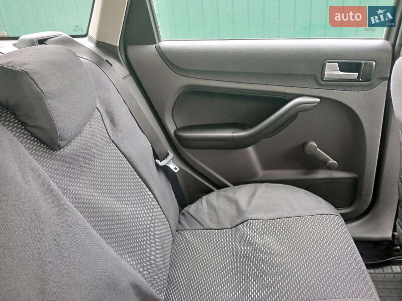 Універсал Ford Focus 2006 в Житомирі