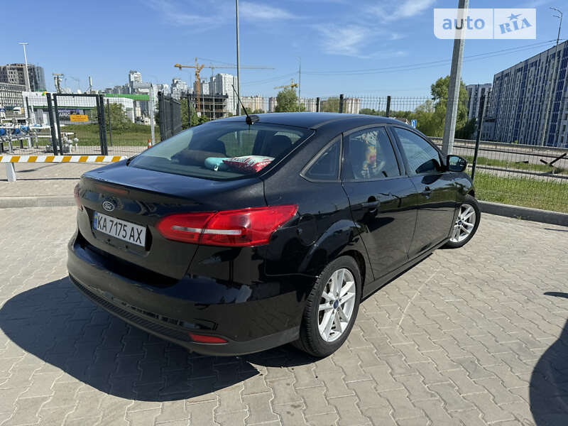 Седан Ford Focus 2015 в Києві