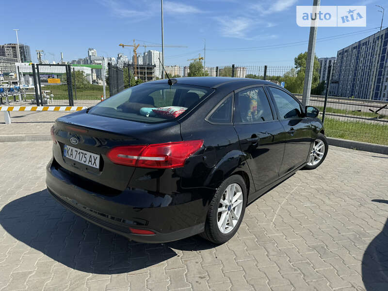 Седан Ford Focus 2015 в Киеве