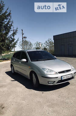 Хэтчбек Ford Focus 2002 в Валках