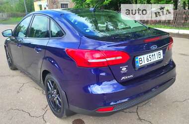 Седан Ford Focus 2015 в Тростянці