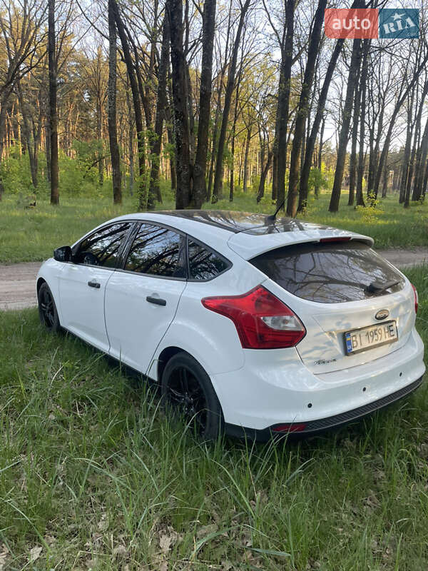 Хэтчбек Ford Focus 2012 в Полтаве фото 8 Хэтчбек Ford Focus 2012 в Полтаве
