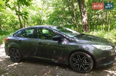 Седан Ford Focus 2015 в Запорожье
