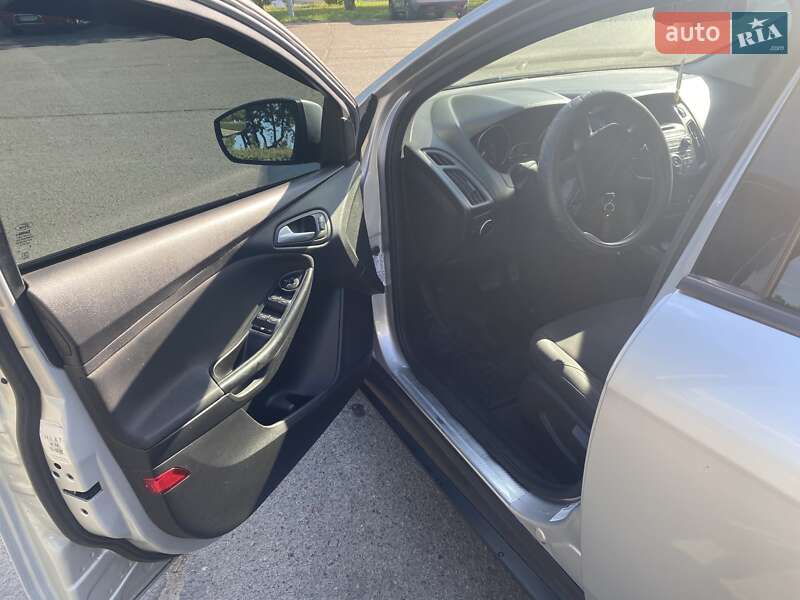 Хэтчбек Ford Focus 2014 в Южноукраинске