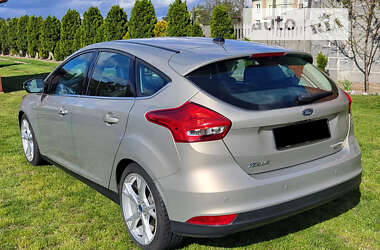 Хэтчбек Ford Focus 2015 в Житомире