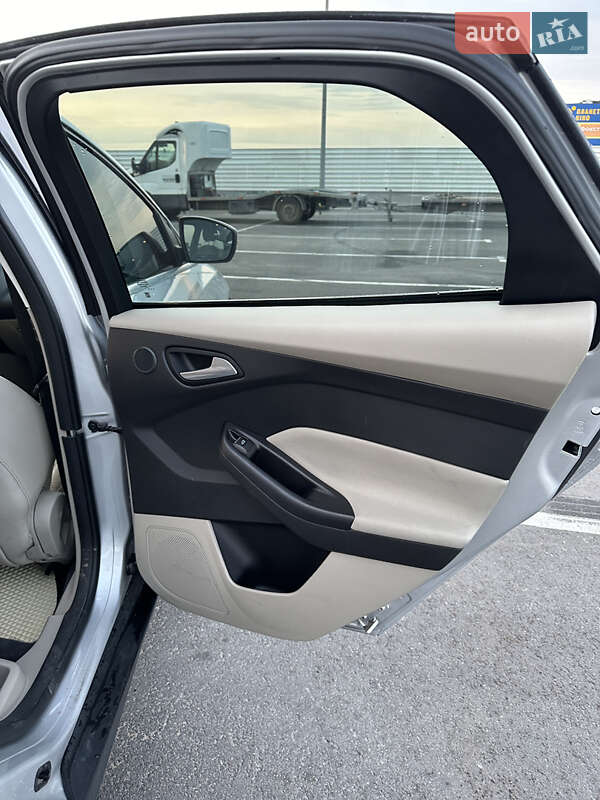 Хетчбек Ford Focus 2012 в Львові