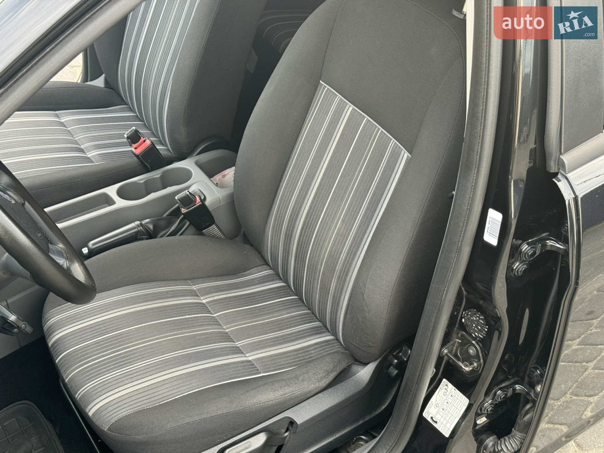 2010 Ford Focus - мініатюра 14