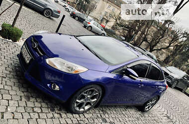 Седан Ford Focus 2013 в 