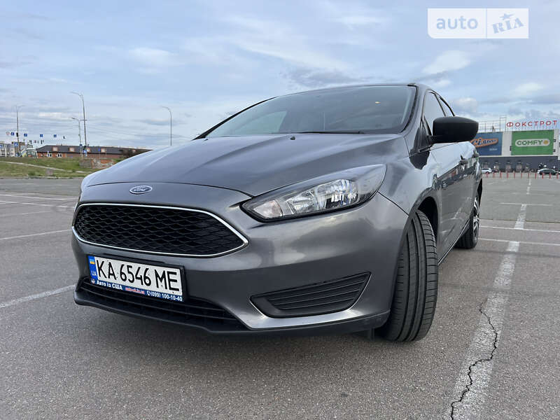 Седан Ford Focus 2017 в Киеве