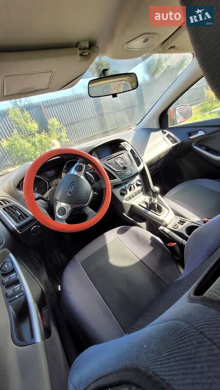 Универсал Ford Focus 2011 в Жовкве фото 4 Универсал Ford Focus 2011 в Жовкве