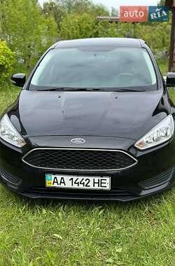 Седан Ford Focus 2015 в Киеве