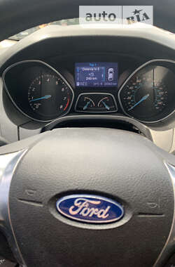 Хетчбек Ford Focus 2012 в Дніпрі