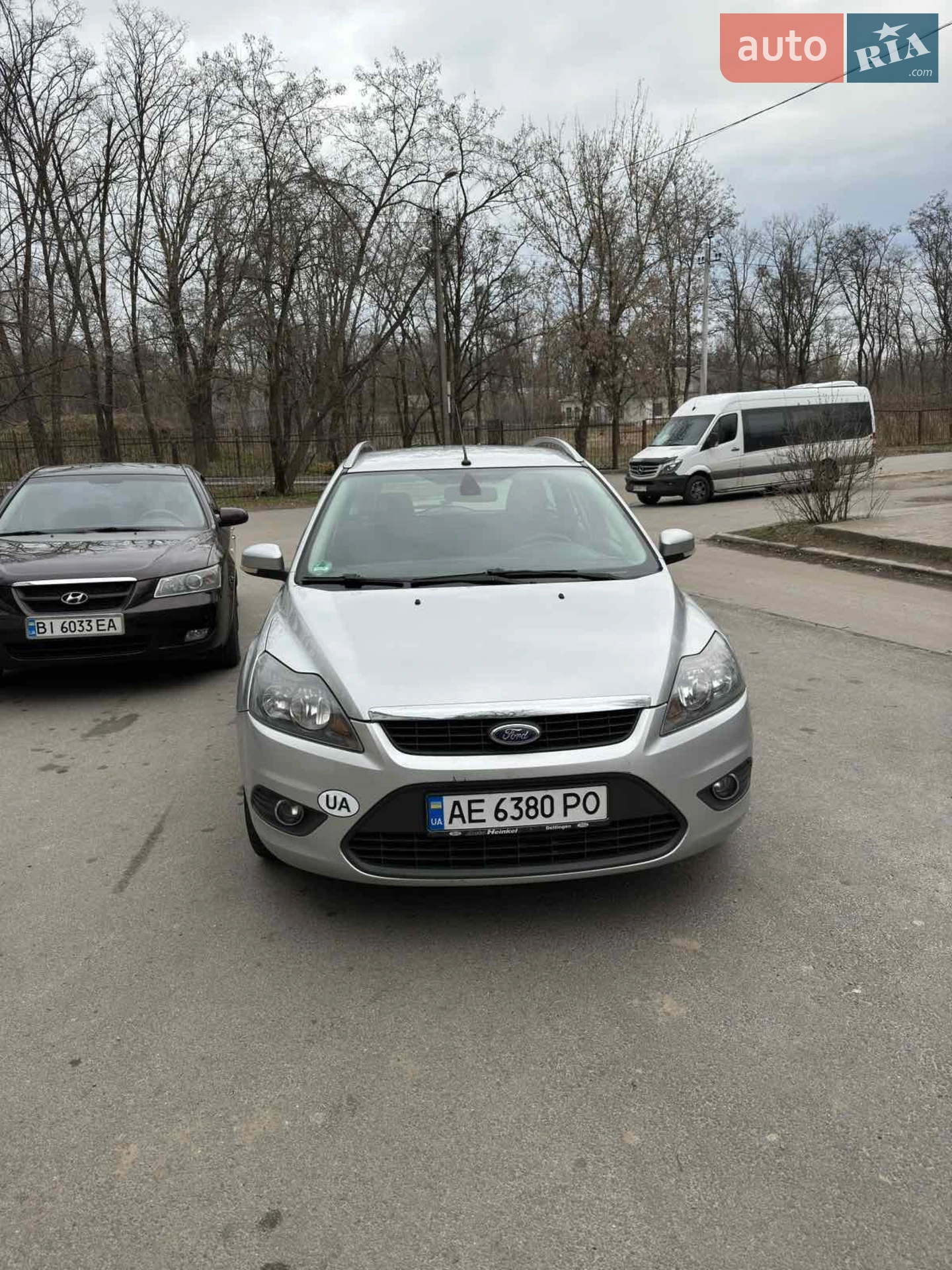2010 Ford Focus - мініатюра 2