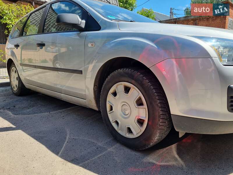 Універсал Ford Focus 2006 в Рівному