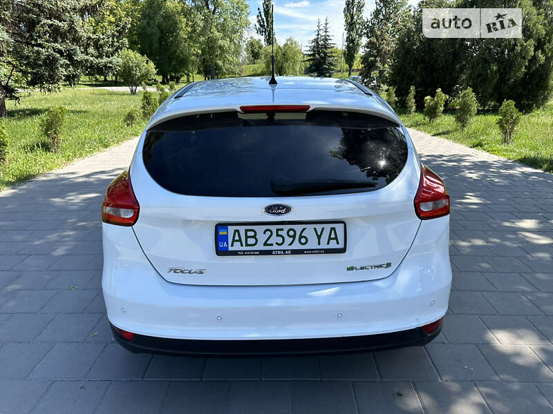 Хэтчбек Ford Focus 2015 в Виннице
