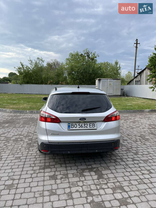 Універсал Ford Focus 2012 в Бережанах