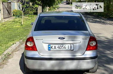 Седан Ford Focus 2007 в Киеве