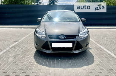 Хэтчбек Ford Focus 2013 в Киеве