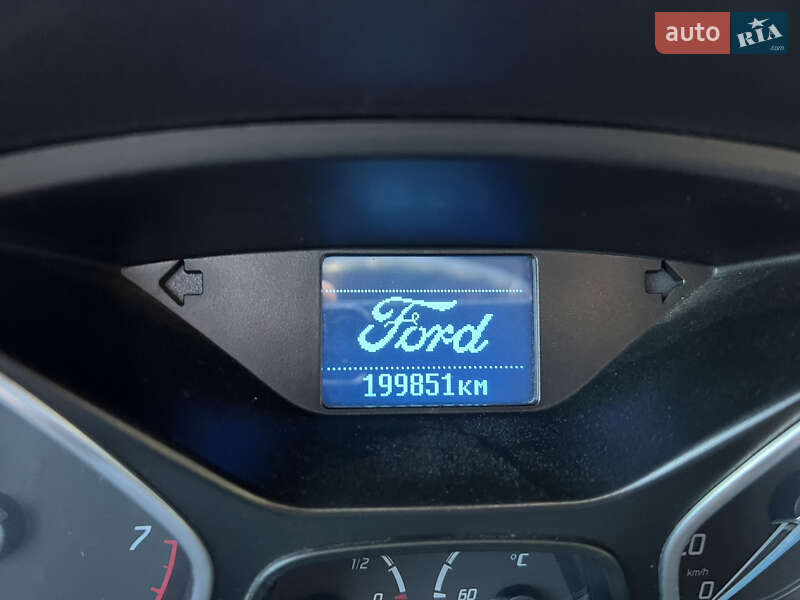 Хэтчбек Ford Focus 2012 в Чернигове