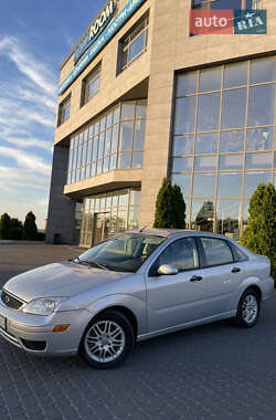 Седан Ford Focus 2005 в 