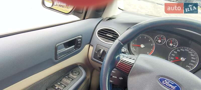 Универсал Ford Focus 2005 в Луцке