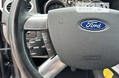 Хэтчбек Ford Focus 2009 в Стрые