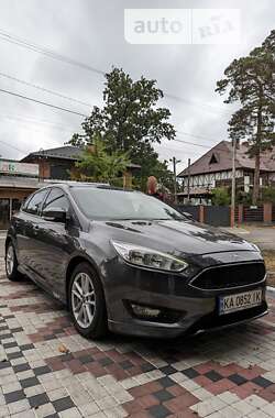 Хэтчбек Ford Focus 2015 в Киеве