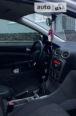 Седан Ford Focus 2010 в Львове