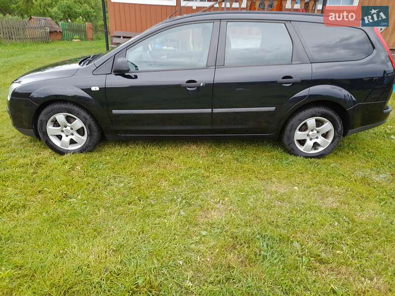 Універсал Ford Focus 2005 в Славському
