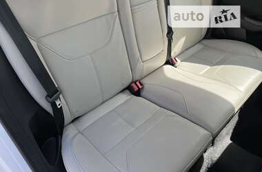 Хэтчбек Ford Focus 2015 в 