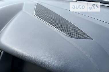Хэтчбек Ford Focus 2015 в 