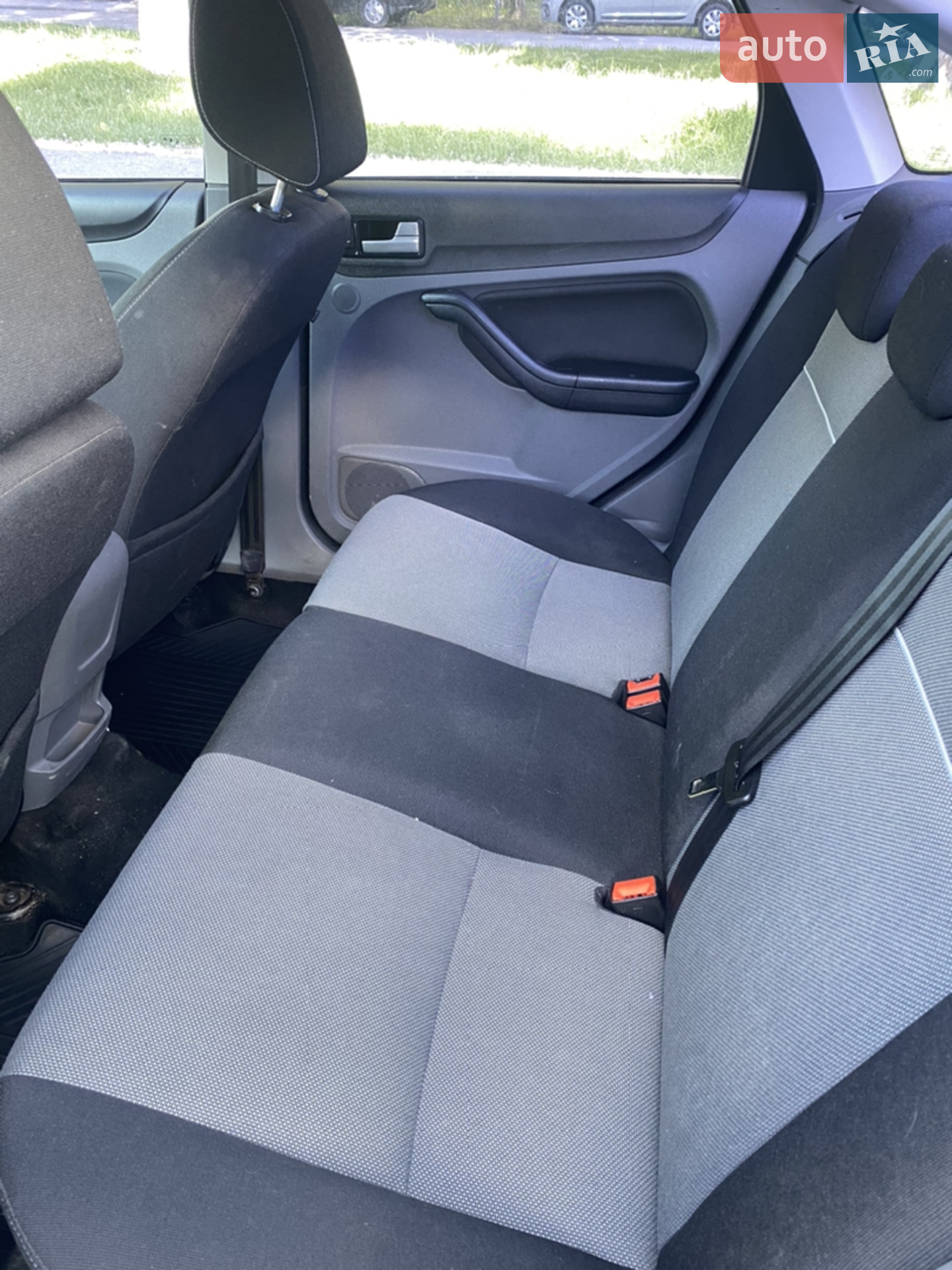 2011 Ford Focus - мініатюра 8