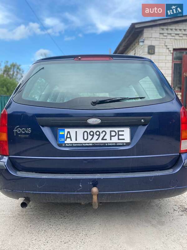 Универсал Ford Focus 2003 в Обухове