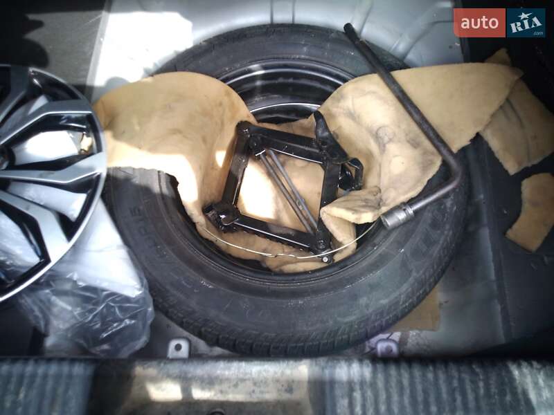 Седан Ford Focus 2002 в Сторожинці