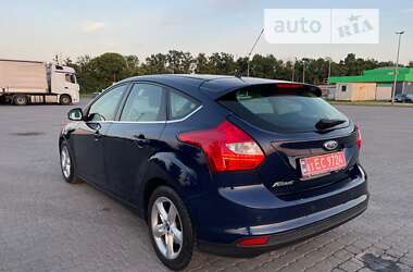 Хетчбек Ford Focus 2012 в Радивиліві