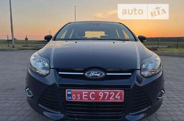 Хетчбек Ford Focus 2012 в Радивиліві