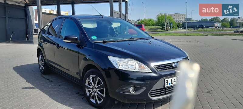 Хэтчбек Ford Focus 2008 в Киеве