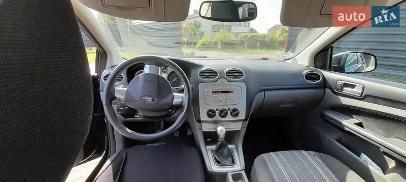 Хэтчбек Ford Focus 2008 в 