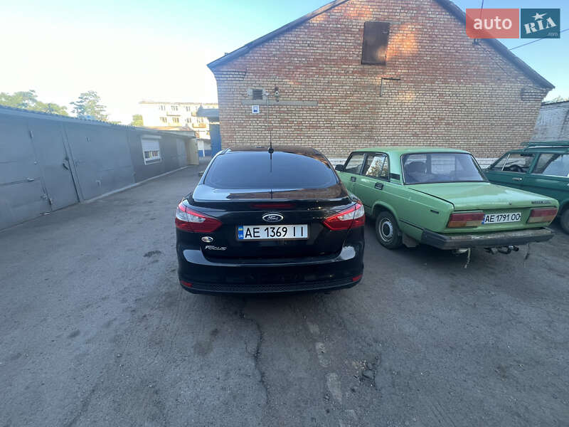 Седан Ford Focus 2014 в Покрові